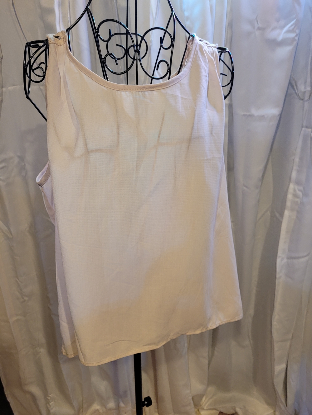 Amazon Cream Lightweight Scoop Neck Camisole